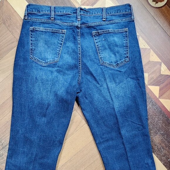 Old Navy Medium Wash Straight Leg Jeans Size 38x34 - Picture 11 of 15